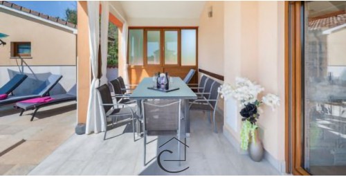 Beautiful house in nature, swimming pool, garage