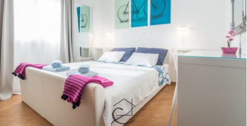 Beautiful house in nature, swimming pool, garage